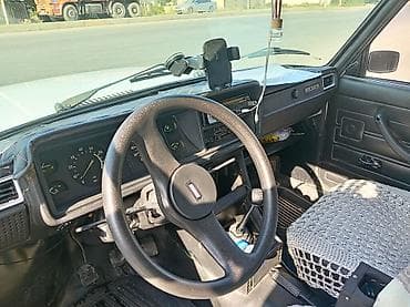 vaz 2107 ucun: Avtomobil: Lada 2107, ağ rəng, sedan kuzov Mühərrik və ötürücü: - — 6