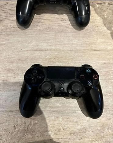 ps4 fc26: PS4 Fat 500 GB yaddaş ilə satılır. Əla vəziyyətdədir, tam işləkdir — 2