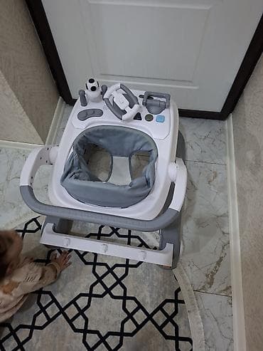 Uşaq üçün çoxfunksiyalı gəzdirici (walker) - 2-si 1-də: oturacaqlı
