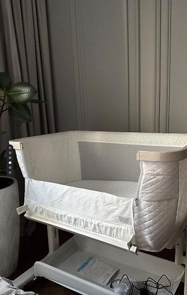 Beşiklər: Oğlan və qız üçün, Dördbucaq, Beşik, Yellənmə mexanizmsiz — 4