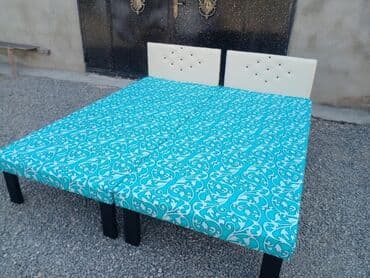 Kravat Təzə hazırları var Rəng seçimi var Bir nəfərlik kravat 60 manat — 2