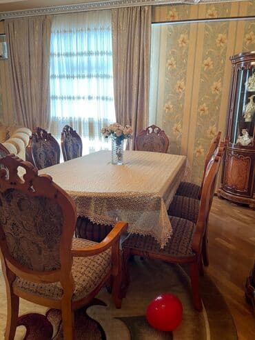 Qonaq otağı üçün, İşlənmiş, 8 stul