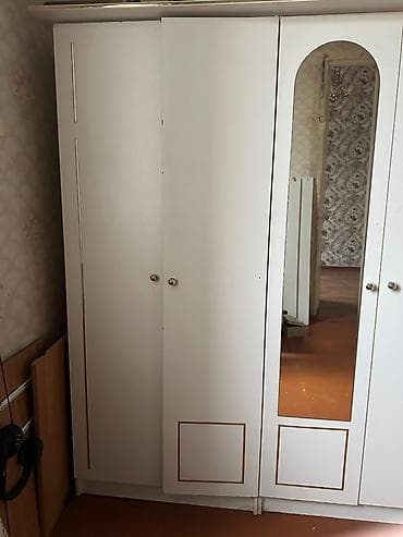 2 ci el dolab: Ağ rəngli mebel dəsti Tərkibi: - İkiqanadlı şkaf: üstdə rəf, geyim — 7