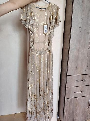 veçer donları: 42 olcu xlady den 165 manata alınıb, 45 manata satilir . Zərif — 1