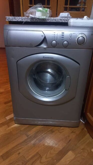 təzə paltaryuyan: Ariston paltaryuyan. Bütün rejimlər işləkdir. Evi təmir edirəm deyə — 1