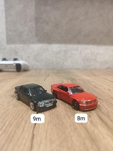 uşaq ucun oyuncaq: Satılır təcili qırmızı Mercedesin vəziyəti 10/8 yaşıl Mercedesin — 1