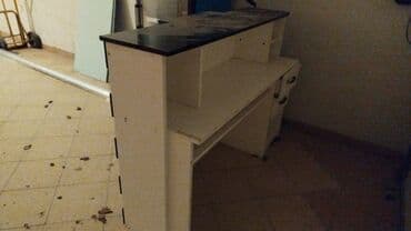 Audi: Qara-ağ zolaqlı kassir/resepsiyon stolu - Material: laminat/MDFlam — 2