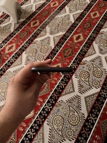 IPhone 11, 64 GB, Qara — 5
