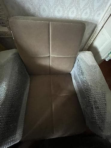 mebel sandiqlar: Bej rəngli yumşaq parça üzlü divan - Rəng: açıq bej (neytral ton) — 4