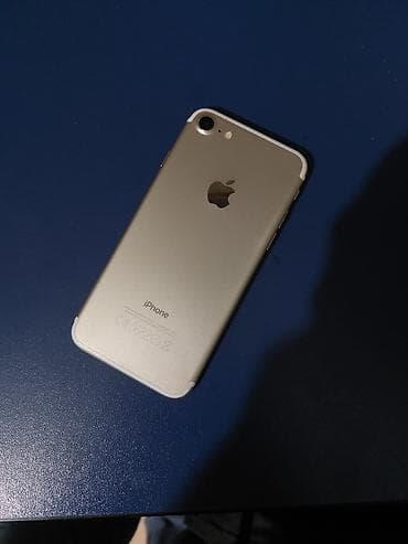 iphone 11: IPhone 7, 256 GB, Qızılı, Qırıq — 1