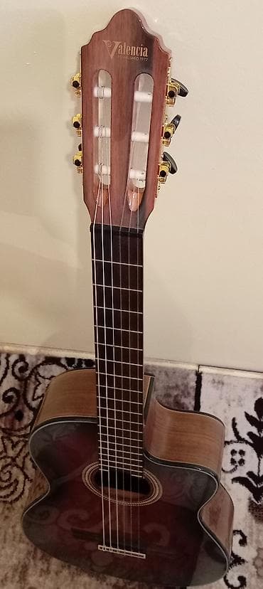 Klassik gitara, Yeni, Ödənişli çatdırılma — 7