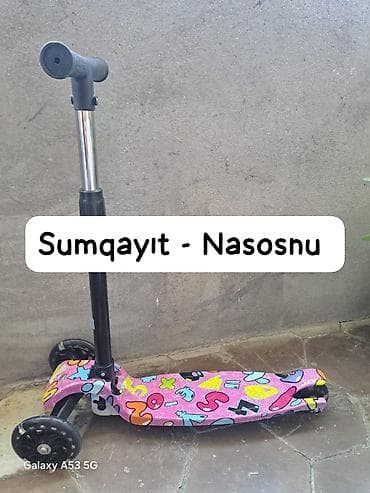 Uşaq üçün 3 təkərli skuter - Dizayn: rəngarəng, cizgi/qrafiti naxışlı — 1