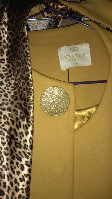 женское пальто с мехом: Brend: VELVET (Istanbul–Paris–Milano) Model: Qadın palto Bədən ölçüsü — 2