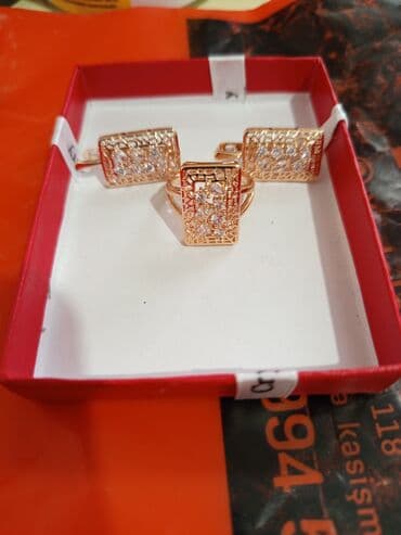 женские толстовки на молниями: Üzük və sırğalar - Metal: qızılı tonlu qirmizi rus qizili rengi - — 4