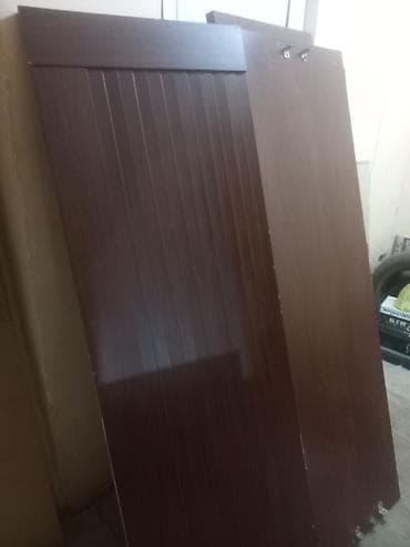 Salam sekilde gorduyunuz kamod taxt kravat ve balaca svirmeli skaf — 4