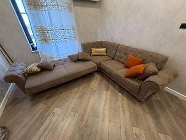divan: Künc divan 600 Azn satılır.Ölçü 3.2x2.7.Bazalıdır, açılır.1700 — 5