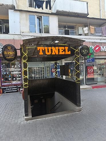 İş: Ofisiant tələb olunur, Restoran, Gündəlik ödəniş, İstənilən yaş, Təcrübəsiz — 1