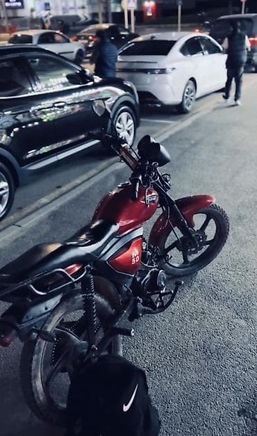 ural motosklet: Qırmızı rəngli M50 moped/motosiklet Sened yoxdur endirim olcağ — 3