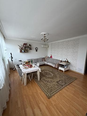 4 otaqlı, 120 kv. m, Orta təmir