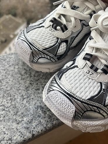 ayaqab: Кроссовки Balenciaga, размер 3723,5см стелька,обуты 1 раз,не подошел — 9