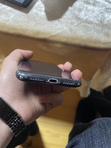 isdemis telefonlar: IPhone Xr, 64 GB, Qara, Simsiz şarj — 8