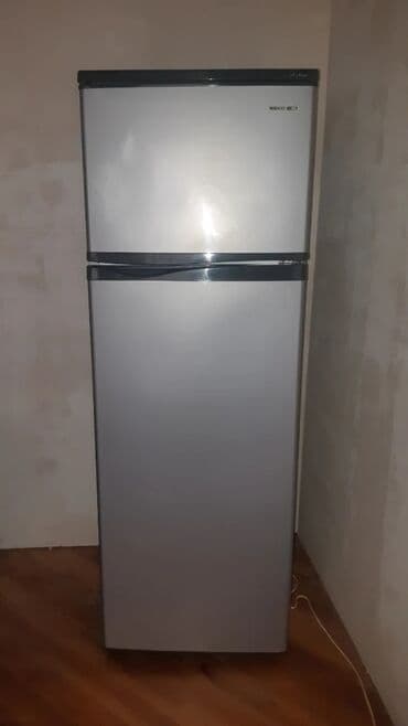 Duxovkalar: 2 qapılı Beko Soyuducu Satılır, rəng - Gümüşü — 2