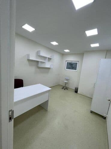 сдаю в аренду помещение: Xalqlar metrosuna yaxin yerləşənklinikanin icində otaqlar icarəyə — 2
