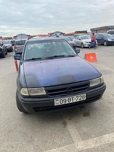 Opel lalafo.az -da Opel