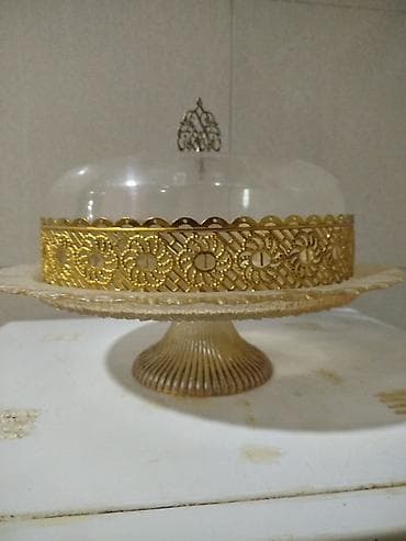 Tort və şiriniyyat qabı, rəng - Qızılı, Şüşə