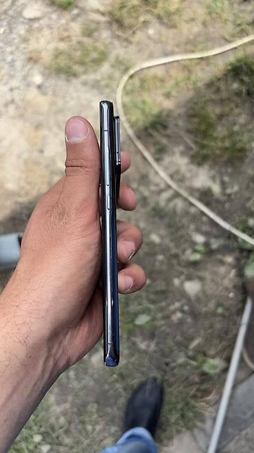 dinamik kalonka: Bar ter var iphone Smartfon – qara/göy tonlarda, şüşə-qurşaqlı və — 2