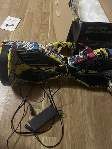 3 tekerli scooter: Rəngarəng qrafiti dizaynlı hoverboard (giroskuter) - Təkər ölçüsü — 4