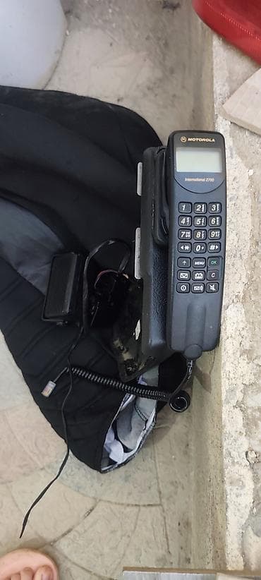 matarola: Motorola rəng - Qara, Düyməli — 2