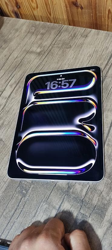 ipad pro 11 2018: İşlənmiş Apple iPad Pro 11 (2024), 11", 256 GB — 1