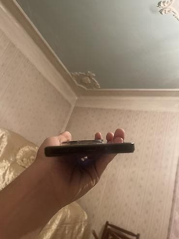 mi 8 ekran: Poco C75, 256 GB, rəng - Qara, Sensor — 5