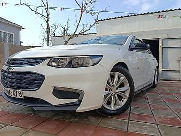 Chevrolet Malibu – ağ rəngli sedandan axtaranlar üçün rahat və geniş — 1