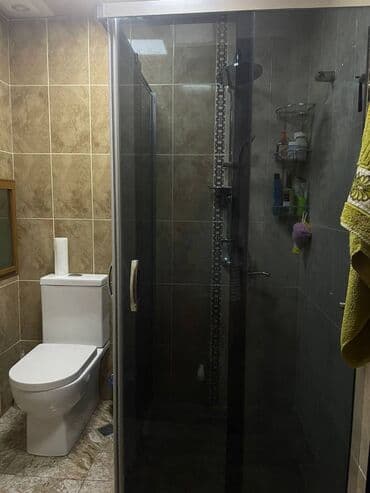 mikrorayon kiraye evler: Mənzil kirayə verilir. 3 otaq, 19.8 mərtəbə, 90 kv, tam əşyalı — 14