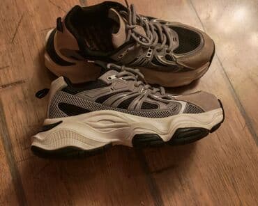 женские кроссовки gore tex: Sneaker tipli qadın ayaqqabısı "Cropp" firması, Polşadan. Yenidir. - — 2