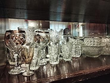 yun destler: Kəsimli şüşə və kristal qab-qacaq dəsti - Müxtəlif ölçülü qədəhlər — 3