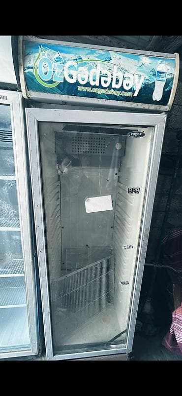 Холодильное оборудование: Soyuducu vitrini 150 azn❗ termastatı xarabdı 25/30m xərci var. Ünvan — 1