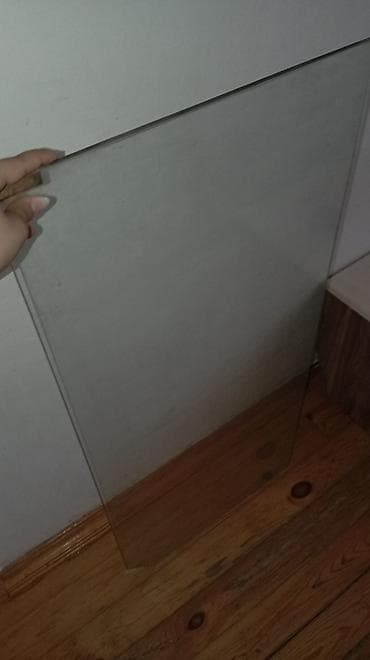 pencer: Şüşə panel - Material: şəffaf şüşə - Qalınlıq: təxmini 4–6 mm - — 4