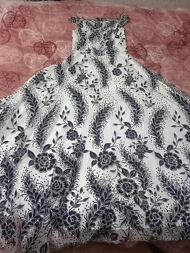 ağ sumka: 2 ci el geyimlerdir — 3