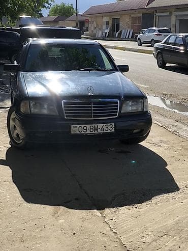 cc elektronik: Mercedes-Benz C 230: 2.3 l | 1995 il Sedan — 5