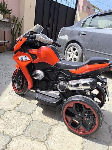 Uşaq elektrik motosikleti – R1200 GS üslubunda, 3 təkərli — 4