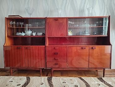 Retro vitrin-bufet dəsti Rumıniya istehsalı. - Material: təbii