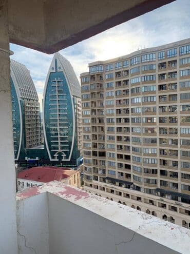 xacmazda tecili satilan evler: 5 otaqlı, Yeni tikili, m. Elmlər Akademiyası, 224 kv. m — 8