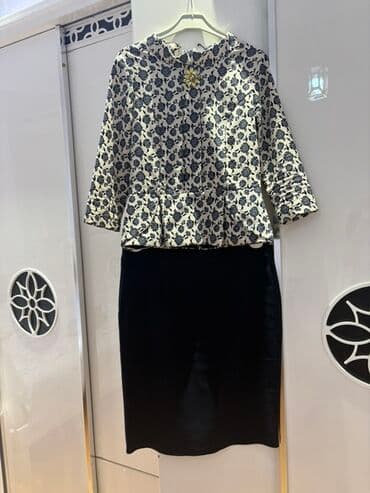 женские юбки из крепа: Qadın geyim dəsti – jakkard naxışlı bluz və qara ətək - Üst geyim — 2