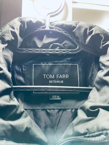 Çox Baha qiymete alınıb xaricden 1 neçe defe geyilib ele orda XLL