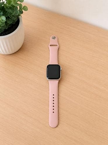 Smart saatlar: Apple Watch Series 8, 41 mm. Saat yaxşı vəziyyətdədir, tam işləkdir — 1