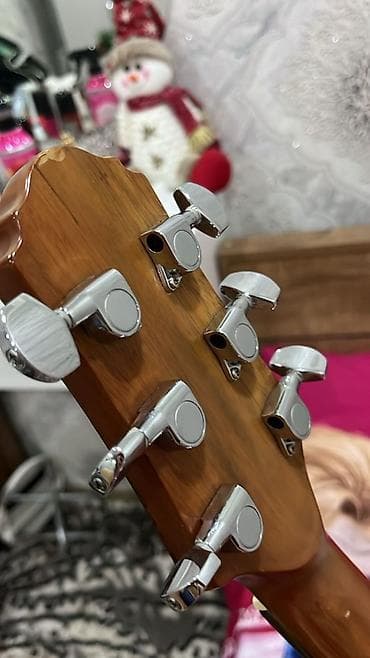 gitara pedalları: Akustik gitara, 6 sim — 5