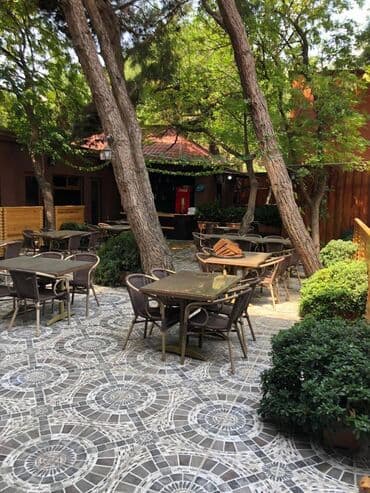 sumqayit restoranlar: Şəkillər fərqlidir. Yeni Yasamalda yaşayışın sıx olduğu ərazidə 250 kv — 4